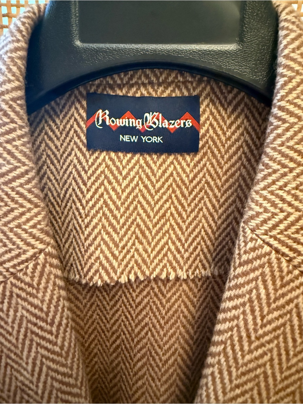 Super Rare Rowing Blazers Camel Herringbone Blazer w Patch 40R Made in Portugal - Picture 2 of 12